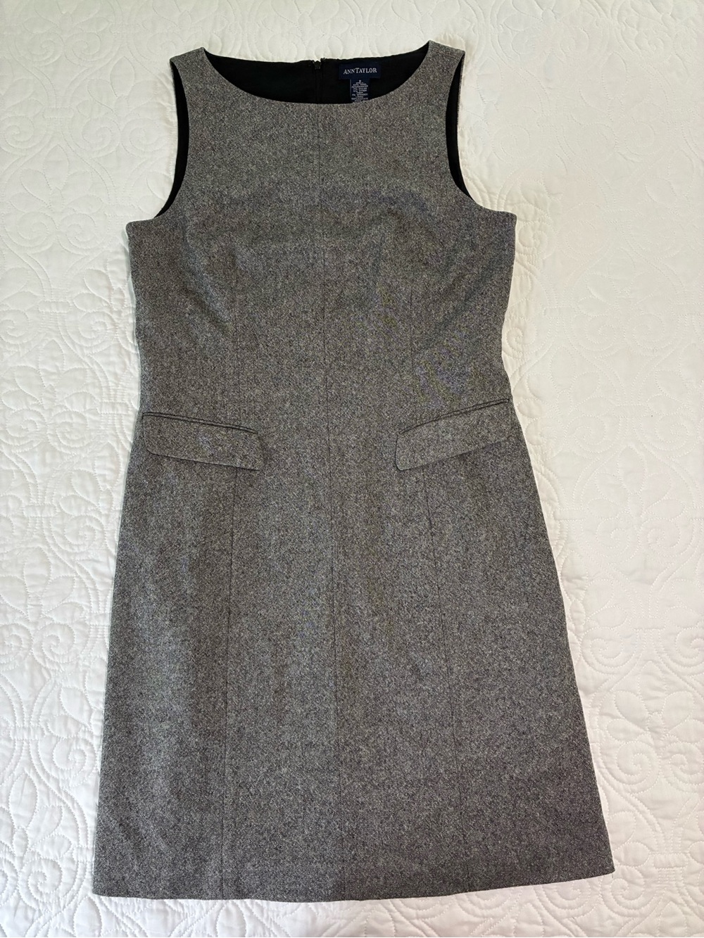 Ann Taylor Gray Sleeveless Sheath Dress